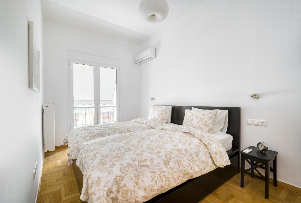 Stylish, Sunny New 2 Bedroom, Prime Central アテネ エクステリア 写真