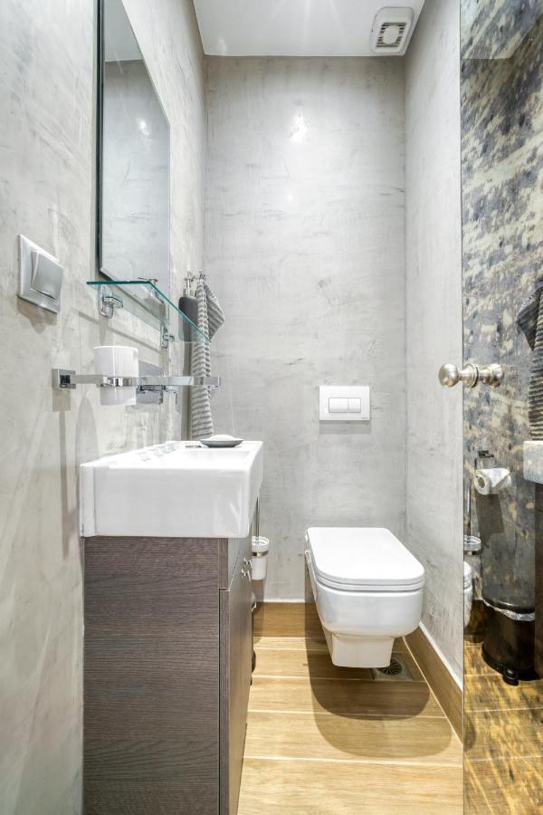 Stylish, Sunny New 2 Bedroom, Prime Central アテネ エクステリア 写真